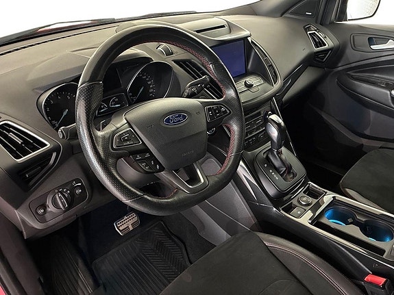 Ford Kuga 7 of 19