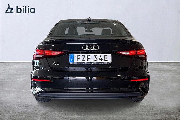 Audi A3 4 of 23
