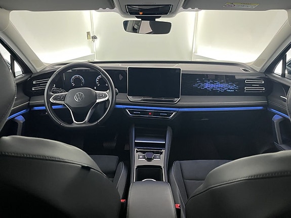 Volkswagen Tiguan 5 of 24