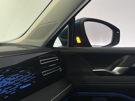 Volkswagen Tiguan 15 of 24