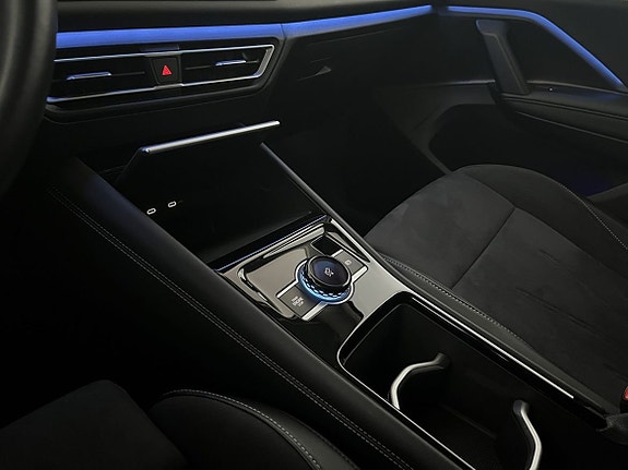 Volkswagen Tiguan 13 of 24