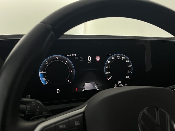 Volkswagen Tiguan 8 of 24