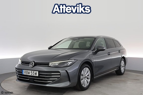 Volkswagen Passat 7 of 23