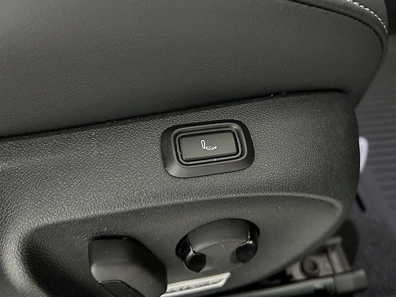 Volkswagen Passat 17 of 23