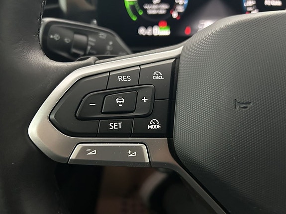 Volkswagen Passat 23 of 23