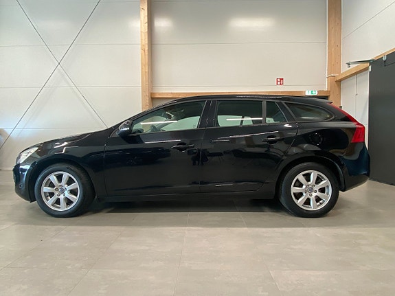 Volvo V60 5 of 15