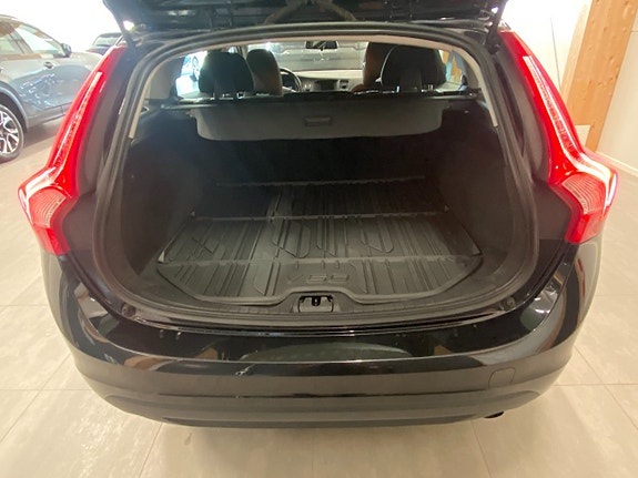 Volvo V60 15 of 15