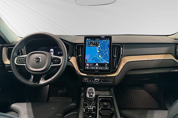 Volvo XC60 9 of 30