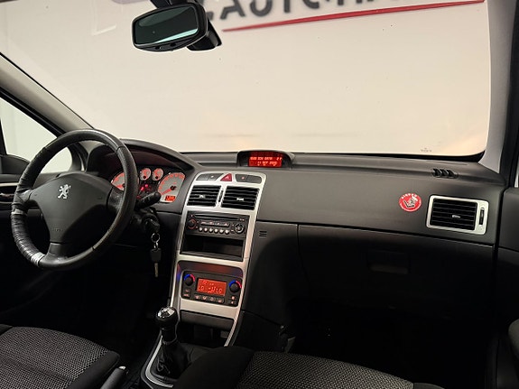 Peugeot 307 9 of 15