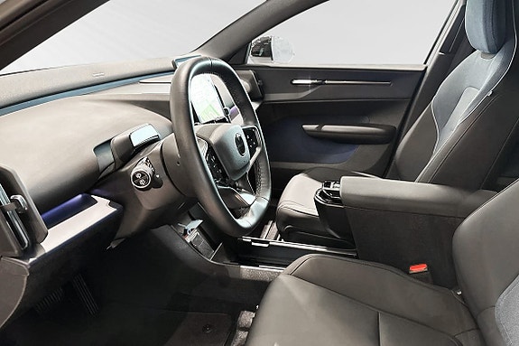 Volvo EX30 7 of 30