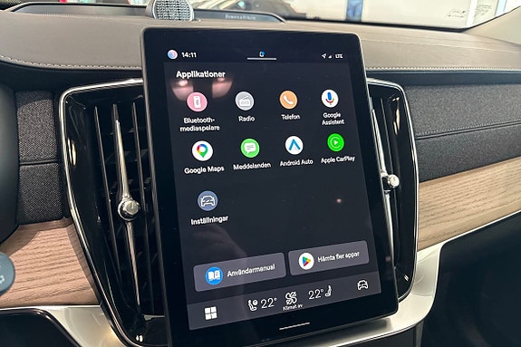 Volvo XC90 30 of 30