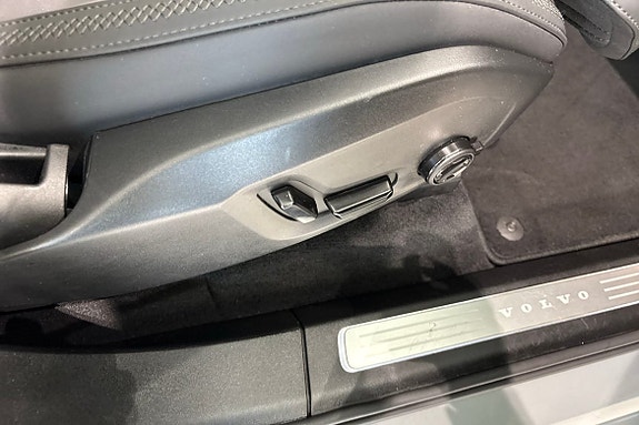 Volvo XC90 23 of 30