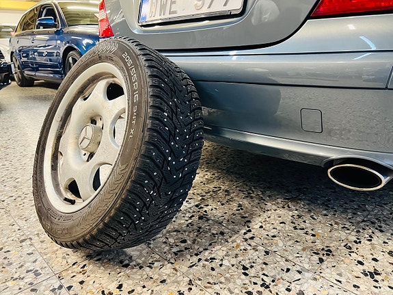 Mercedes-Benz E200 6 of 19