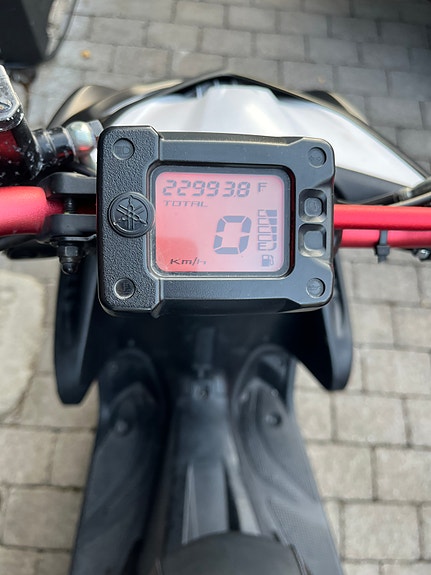 Yamaha Aerox naked 4 of 4