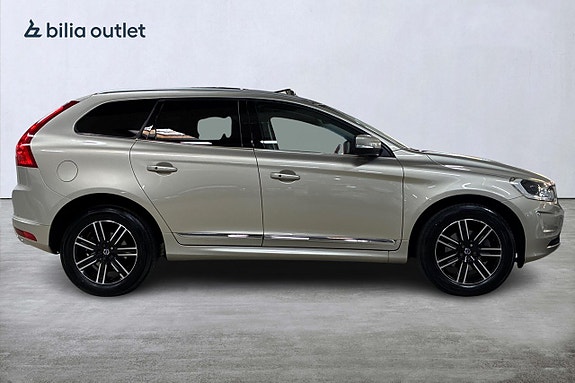 Volvo XC60 5 of 30