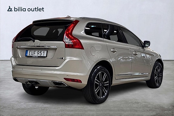 Volvo XC60 6 of 30