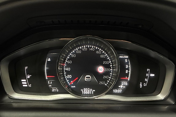 Volvo XC60 17 of 30