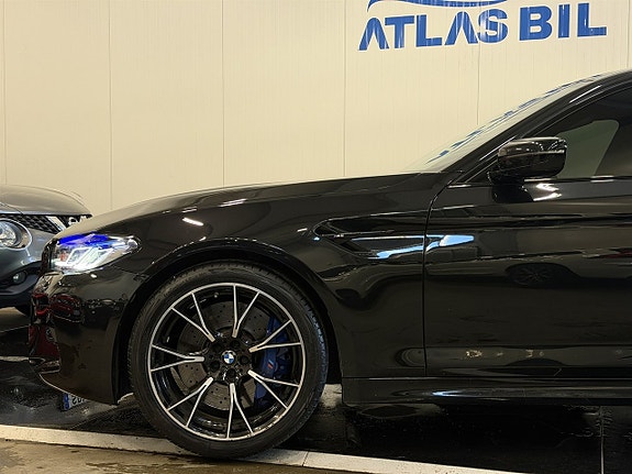 BMW M5 4 of 27