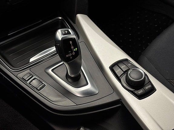 BMW 330d 23 of 30