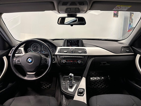 BMW 330d 18 of 30