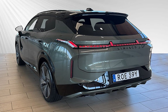 Lynk & Co 08 3 of 30