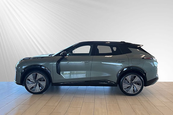 Lynk & Co 08 2 of 30