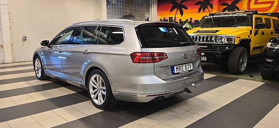 Volkswagen Passat 9 of 21