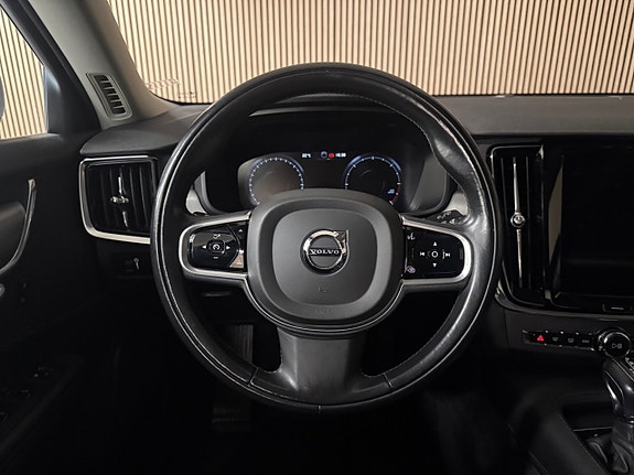 Volvo V90 15 of 30