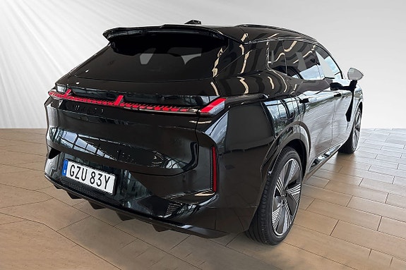 Lynk & Co 08 4 of 27