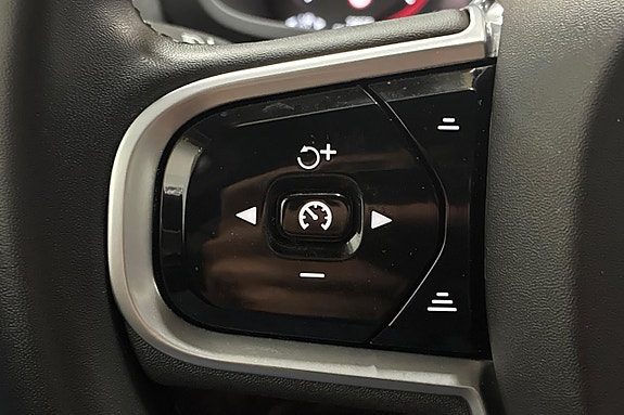 Volvo S60 22 of 26