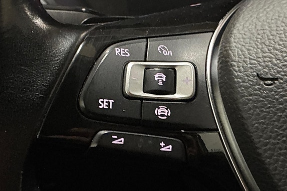 Volkswagen Tiguan Allspace 21 of 26