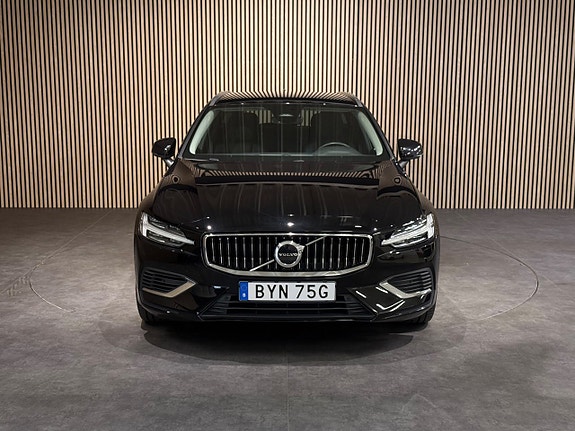 Volvo V60 9 of 27