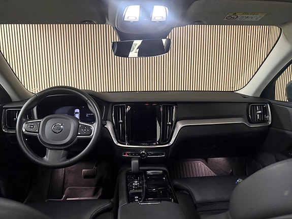 Volvo V60 14 of 27