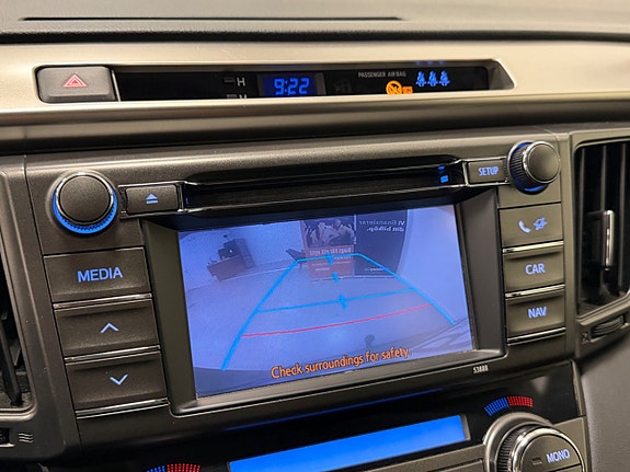 Toyota RAV4 16 of 26