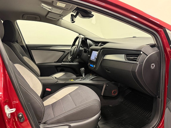 Toyota Avensis 23 of 25