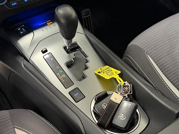 Toyota Avensis 20 of 25