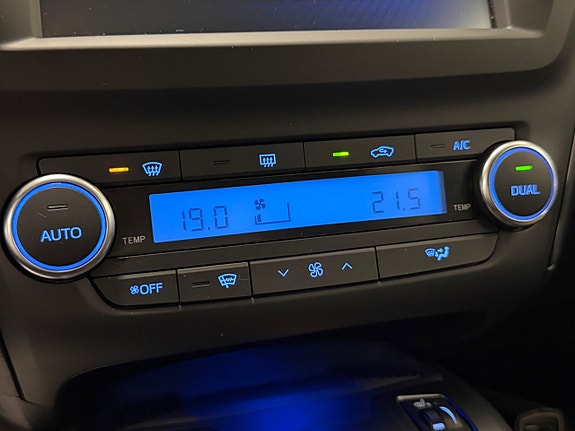 Toyota Avensis 18 of 25