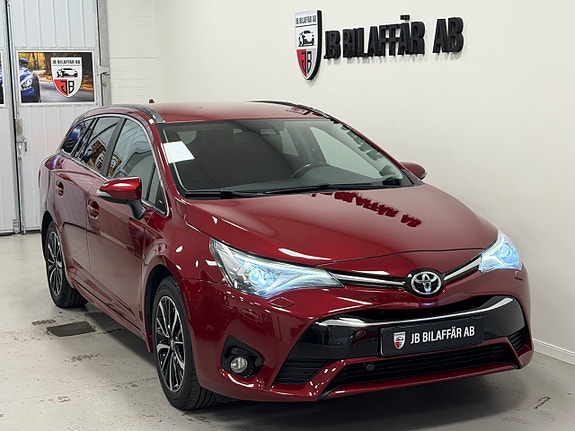 Toyota Avensis 3 of 25