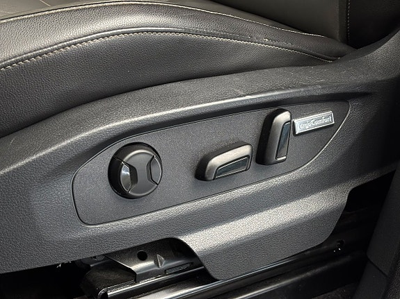 Volkswagen Amarok 17 of 30