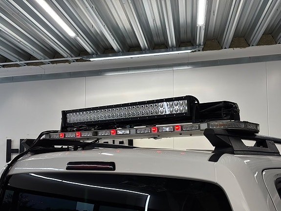 Volkswagen Amarok 12 of 30