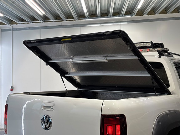 Volkswagen Amarok 10 of 30