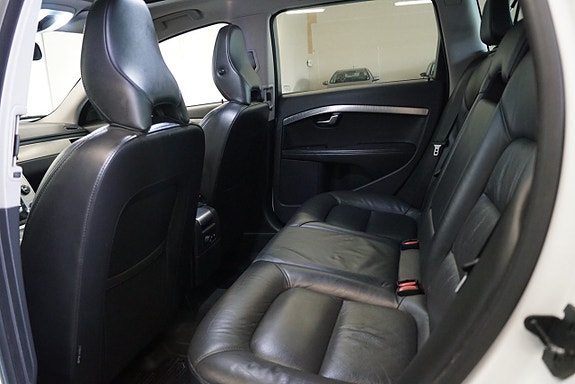 Volvo XC70 19 of 30