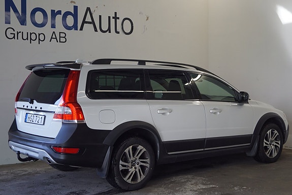 Volvo XC70 8 of 30