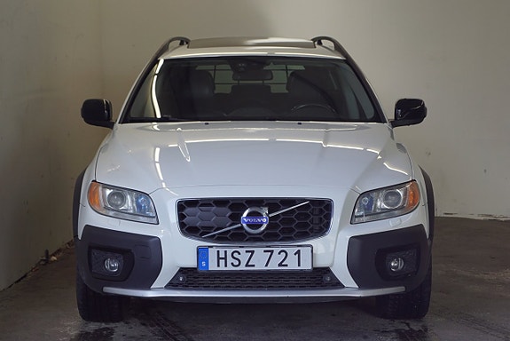 Volvo XC70 4 of 30