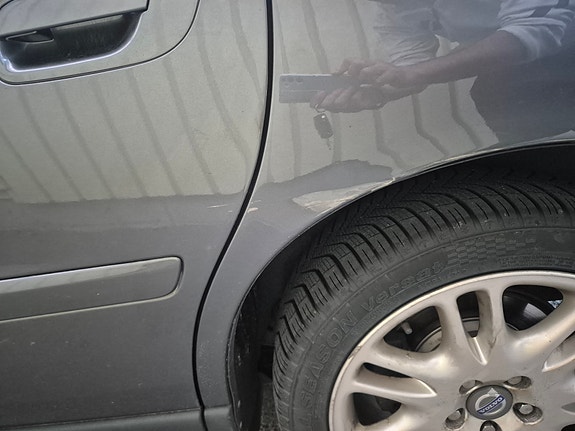 Volvo V70 5 of 5