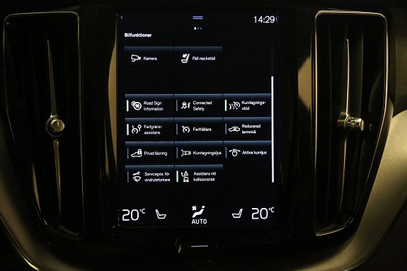 Volvo XC60 23 of 30
