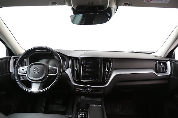 Volvo XC60 18 of 30