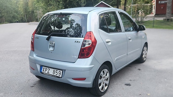 Hyundai i10 5 of 13