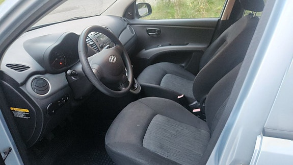 Hyundai i10 10 of 13