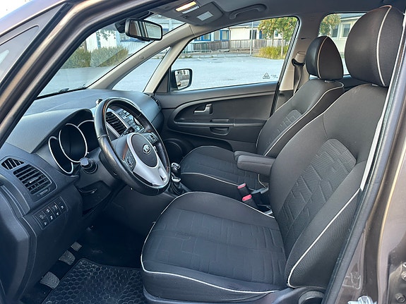 Kia Venga 6 of 13